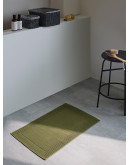 Коврик для ванной с фактурным бортиком оливкового цвета из коллекции essential, 50х80 см